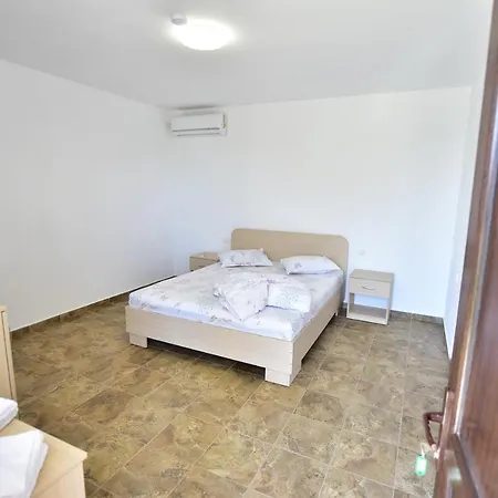 Homestay Casa Ryn Vama Veche