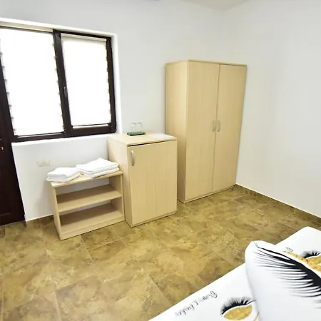 Homestay Casa Ryn Vama Veche